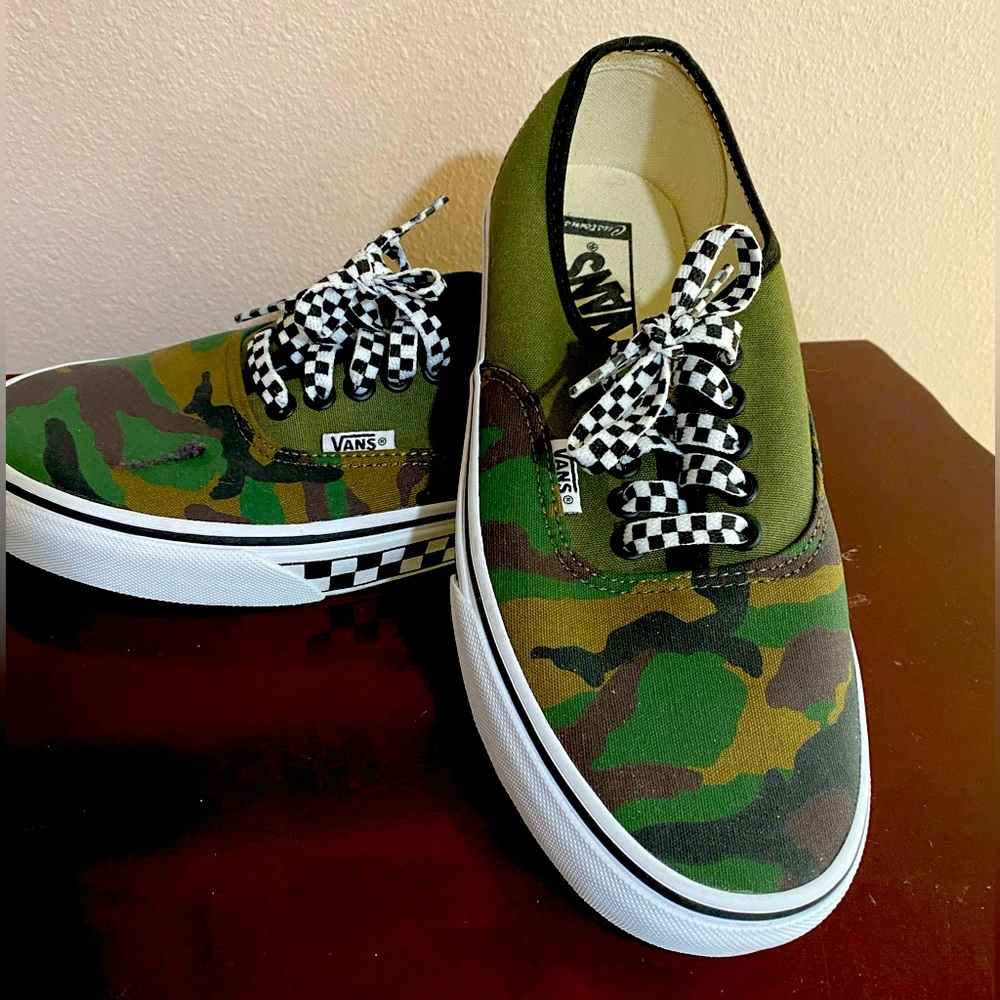 Camouflage Vans Size 8 Sneakers